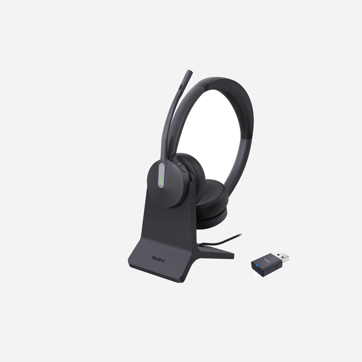 Casque sans fil Yealink WH64 Hybrid DECT/Bluetooth double connectivité portée 150m avec station de charge - Le Yealink WH64 Hybrid répond aux exigences du travail hybride moderne en combinant la robustesse du DECT et la flexibilité du Bluetooth 5.2. Cette double connectivité permet de basculer aisément entre votre téléphone de bureau, votre ordinateur et vos appareils mobiles, offrant une adaptabilité totale aux différents scénarios professionnels. Avec une portée DECT exceptionnelle de 150 mètres, vous conservez une liberté de mouvement totale dans vos locaux tout en maintenant une qualité audio constante. La technologie Acoustic Shield 2.0 intégrée filtre efficacement les bruits ambiants, garantissant des échanges professionnels clairs même dans les environnements de travail animés. Les trois microphones sur perche optimisent la capture vocale pour une intelligibilité maximale. L'autonomie de 16 heures en conversation et 195 heures en veille assure une journée complète sans interruption. La recharge rapide en 1h30 via la station fournie simplifie la gestion quotidienne. Le design binaural supra-aural offre un confort prolongé lors des longues sessions d'appels. La configuration plug-and-play et la certification pour les principales plateformes UC facilitent le déploiement en entreprise. Les commandes intuitives sur écouteur, incluant un bouton dédié Microsoft Teams, permettent de gérer appels, volume et mise en sourdine sans quitter votre application. Destiné aux centres d'appels et aux environnements de bureau exigeants, le WH64 Hybrid constitue un investissement fiable pour les professionnels recherchant performance audio, mobilité et polyvalence dans leurs communications quotidiennes.