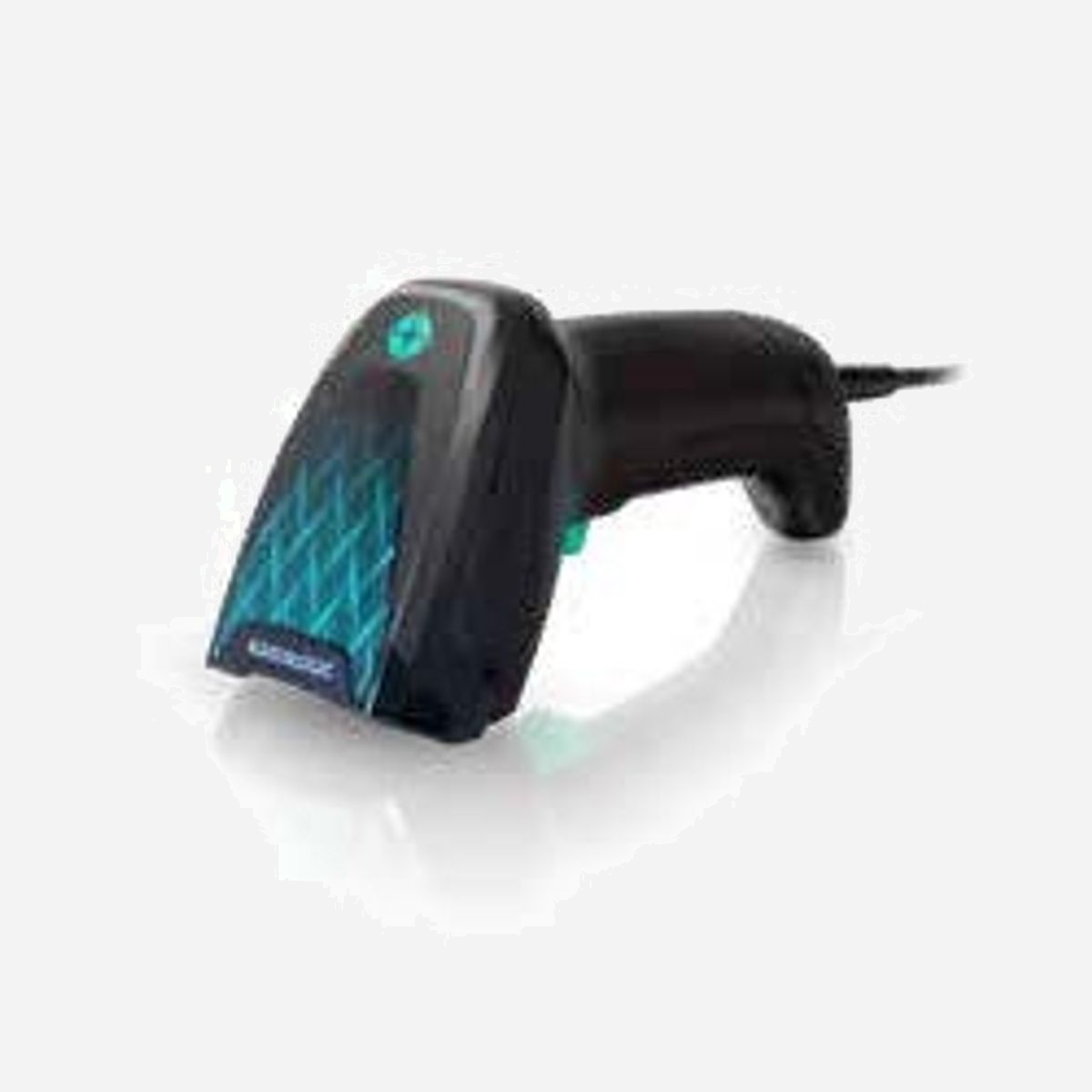 Lecteur code-barres Datalogic Gryphon I GD4690 1D/2D optique sans fil RS-232/USB portée 100m IP52 noir - Le Datalogic Gryphon I GD4690 représente une solution de lecture code-barres polyvalente conçue pour optimiser la productivité dans les environnements professionnels exigeants. Ce lecteur portable combine performance de lecture 1D/2D et flexibilité d'utilisation sans fil pour répondre aux besoins des commerces de détail, entrepôts logistiques et points de vente. Grâce à son capteur optique avancé, ce modèle décode instantanément tous les formats de codes-barres courants, des codes linéaires classiques (EAN-13, Code 39, U.P.C.) aux codes 2D modernes (QR Code, DataMatrix, Aztec Code). Sa capacité à lire les codes imprimés avec un contraste minimum de 15% garantit une fiabilité optimale même sur des étiquettes dégradées ou des écrans mobiles. La connectivité hybride filaire et sans fil offre une liberté de mouvement jusqu'à 100 mètres, idéale pour les grandes surfaces de vente ou les zones de stockage étendues. La technologie Bluetooth 5.2 avec BLE assure une connexion stable et économe en énergie. L'autonomie exceptionnelle de 80 000 lectures par charge complète permet une journée de travail intensive sans interruption, tandis que la recharge rapide en 3,5 heures minimise les temps d'arrêt. Conçu pour résister aux conditions réelles d'utilisation, le GD4690 affiche une certification IP52 contre la poussière et les projections d'eau, ainsi qu'une résistance aux chutes jusqu'à 1,8 mètre. Son ergonomie étudiée et son poids contenu de 144 grammes réduisent la fatigue lors des manipulations répétées. Les interfaces RS-232 et USB facilitent l'intégration dans les systèmes existants, tandis que les retours visuels, sonores et vibratoires confirment chaque lecture réussie pour une expérience utilisateur intuitive.
