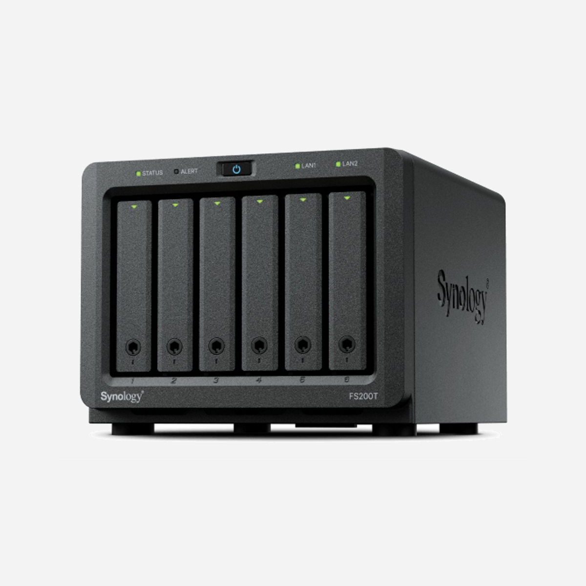 Serveur NAS Synology FS200T Intel Celeron J4125 2GHz 4GB DDR4 format bureau pour stockage réseau noir - Le Synology FS200T est un serveur NAS compact conçu pour répondre aux besoins de stockage réseau des petites entreprises et des équipes de travail exigeantes. Avec sa capacité d'accueillir jusqu'à 6 disques SSD au format 2,5 pouces, ce NAS offre une solution de stockage performante et évolutive dans un format bureau particulièrement compact. Propulsé par un processeur Intel Celeron J4125 quadricœur cadencé à 2 GHz (jusqu'à 2,7 GHz en mode Turbo), ce serveur garantit des performances fluides pour la gestion de vos données, le partage de fichiers et les sauvegardes centralisées. Les 4 Go de mémoire DDR4 assurent une réactivité optimale, même lors de l'exécution simultanée de plusieurs applications. La connectivité réseau est assurée par deux ports Ethernet LAN RJ-45, permettant une redondance réseau ou l'agrégation de liens pour maximiser la bande passante. Les fonctionnalités Wake-on-LAN et Wake-on-WAN facilitent la gestion à distance et l'optimisation de la consommation énergétique. Avec son niveau sonore contenu à 21,3 dB, le FS200T s'intègre discrètement dans un environnement de bureau. Son format compact (151 x 175 x 121 mm) et son poids de seulement 1,4 kg permettent une installation flexible, même dans des espaces restreints. Ce NAS constitue une solution idéale pour la centralisation des données d'équipe, la sauvegarde automatique des postes de travail, le partage sécurisé de fichiers ou encore l'hébergement d'applications métier. L'alimentation 100-240V garantit une compatibilité internationale, tandis que les certifications FCC, CE et RoHS attestent de sa conformité aux normes les plus strictes.