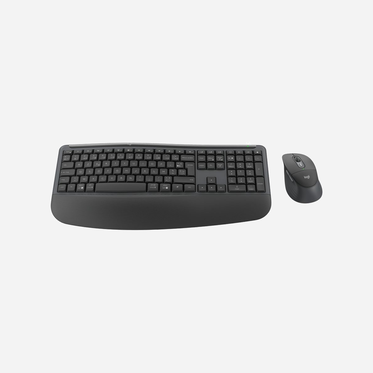 Clavier Logitech Signature Comfort MK880 for Business AZERTY français sans fil USB + Bluetooth avec souris graphite - Le Logitech Signature Comfort MK880 for Business représente la solution idéale pour équiper vos postes de travail avec un ensemble clavier-souris performant et polyvalent. Conçu pour répondre aux exigences des environnements professionnels, ce combo offre une connectivité sans fil double via USB Type-C et Bluetooth, permettant de basculer facilement entre plusieurs appareils. Le clavier AZERTY français au format taille réelle intègre un pavé numérique complet et 22 touches de raccourci programmables pour optimiser votre productivité quotidienne. Son design ergonomique avec repose-poignets intégré garantit un confort optimal lors des longues sessions de travail. La technologie sans fil 2.4 GHz assure une connexion stable jusqu'à 10 mètres, tandis que l'autonomie exceptionnelle de 36 mois pour le clavier élimine les interruptions fréquentes pour changement de piles. La souris optique 4000 DPI incluse offre une précision remarquable avec ses 6 boutons programmables et sa molette de défilement hyper rapide bidirectionnelle. Parfaitement adaptée aux droitiers, elle bénéficie d'une autonomie de 24 mois, réduisant ainsi les coûts de maintenance. Compatible avec Windows, macOS, Linux, ChromeOS et les systèmes mobiles Android et iOS, ce pack s'intègre naturellement dans tout écosystème informatique hétérogène. La fonction Plug and Play simplifie le déploiement en entreprise, sans installation complexe. Avec sa finition graphite sobre et professionnelle, le MK880 for Business allie esthétique moderne et robustesse pour accompagner durablement vos collaborateurs dans leurs missions quotidiennes.