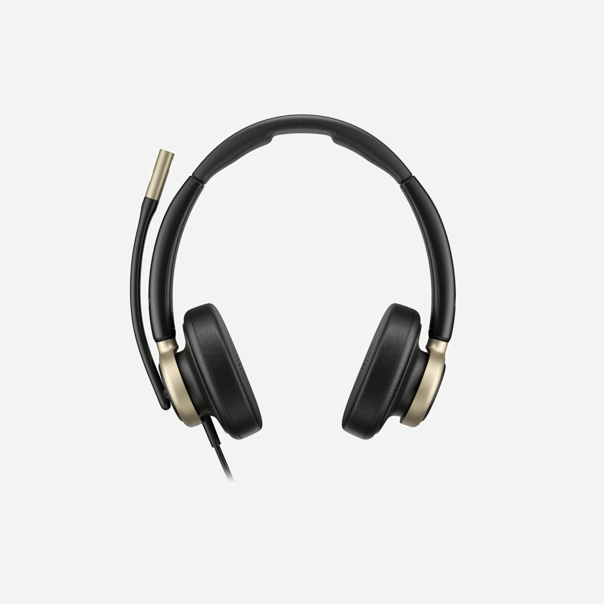 Micro-casque HP Poly Mission 825 USB filaire binaural avec ANC 4 micros pour professionnels référence C01FCAA - Le micro-casque HP Poly Mission 825 USB filaire binaural référence C01FCAA s'adresse aux professionnels qui ne peuvent se permettre aucun compromis sur la qualité de leurs communications. Conçu pour les environnements de travail exigeants, ce casque arceau circum-aural délivre une expérience audio exceptionnelle grâce à sa réponse en fréquence étendue de 20 à 20000 Hz et sa sensibilité de 114,5 dB. L'atout majeur de ce modèle réside dans sa technologie d'annulation active du bruit (ANC) couplée à un système de quatre micros optimisés. Cette configuration garantit une clarté vocale irréprochable lors de vos appels, même dans des espaces bruyants. Le microphone boom, avec sa plage de fréquence ciblée de 50 à 1600 Hz, capture votre voix avec précision tout en filtrant les bruits parasites environnants. La connectivité USB Type-C avec adaptateur USB Type-A fourni assure une compatibilité universelle avec Windows 11, macOS, ChromeOS, Android et iOS. Les commandes intégrées permettent un contrôle intuitif du volume et des appels sans quitter votre application de travail. Avec seulement 164 grammes, ce casque binaural offre un confort prolongé pour vos journées de télétravail ou en centre d'appels. L'étui de transport inclus facilite vos déplacements professionnels. L'engagement environnemental se traduit par l'utilisation d'au moins 25% de plastique recyclé post-consommation et un emballage à base de papier, certifié TCO. L'application HP Poly Studio permet de personnaliser les paramètres audio selon vos préférences. Un investissement durable pour des communications professionnelles sans compromis.