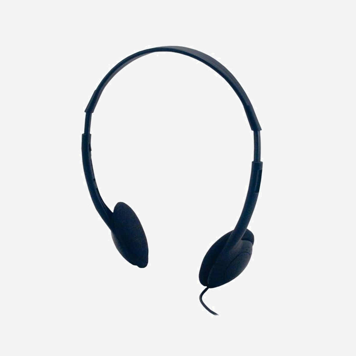 Casque audio MCL CSQ-HEAD/N stéréo filaire avec arceau ajustable et contrôle du volume intégré noir - Le casque MCL CSQ-HEAD/N représente une solution audio polyvalente et accessible pour équiper vos postes de travail, salles de formation ou espaces collaboratifs. Conçu avec un arceau ajustable, il s'adapte confortablement à tous les utilisateurs pour des sessions d'écoute prolongées. Sa conception supra-aurale légère de seulement 49 grammes garantit un port agréable tout au long de la journée, sans fatigue auditive. La réponse en fréquence de 20 à 20000 Hz assure une restitution sonore fidèle, adaptée à l'écoute musicale comme aux applications multimédias professionnelles. Le contrôle du volume rotatif intégré directement sur le câble permet un ajustement rapide et intuitif sans interrompre votre activité. Le câble de 1,8 mètre offre une liberté de mouvement suffisante tout en restant pratique pour une utilisation au bureau. La connectivité filaire par jack 3,5 mm garantit une compatibilité universelle immédiate avec ordinateurs portables, postes fixes, tablettes et smartphones, sans nécessiter de pilotes ou de configuration. L'approche Plug and Play simplifie le déploiement en environnement professionnel. Avec une impédance de 32 Ohm et une sensibilité de 105 dB, ce casque délivre un niveau sonore adapté aux environnements de travail standards. Certifié CE et RoHS, il répond aux normes européennes en vigueur. Le casque MCL CSQ-HEAD/N constitue un choix rationnel pour équiper des flottes de postes à moindre coût, tout en maintenant une qualité d'écoute correcte pour les usages bureautiques quotidiens, la formation en ligne ou la consultation de contenus multimédias.