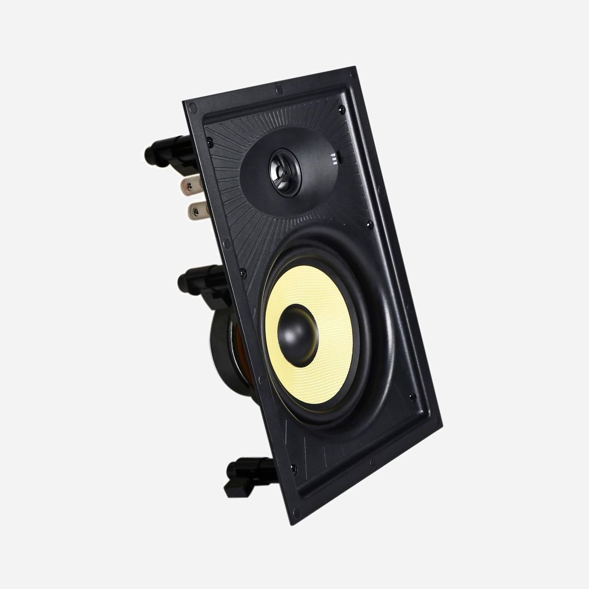 Haut-parleur Vivolink VLSPIW60W 2-voies 40W RMS 45-20000Hz 2 drivers pour usage domestique blanc - Le haut-parleur Vivolink VLSPIW60W s'impose comme une solution audio polyvalente pour équiper votre intérieur avec élégance et performance. Conçu spécifiquement pour un usage domestique, ce modèle 2-voies offre une restitution sonore équilibrée grâce à ses 2 drivers dédiés : un tweeter de 1 pouce pour les hautes fréquences cristallines et un woofer de 6,5 pouces pour des basses profondes et maîtrisées. Avec une puissance RMS de 40W et une plage de fréquences étendue de 45 à 20000 Hz, ce haut-parleur délivre un son riche et détaillé, adapté aussi bien à l'écoute musicale qu'au home cinéma ou aux systèmes audio multiroom. Sa conception murale ou de plafond permet une intégration discrète dans tous les espaces de vie, optimisant l'acoustique de la pièce sans encombrer le sol. Le design blanc épuré du VLSPIW60W s'harmonise naturellement avec tous les styles d'intérieur contemporains. Ses dimensions compactes facilitent l'installation dans différentes configurations, que ce soit dans un salon, une salle à manger ou une chambre. Certifié CE, ce haut-parleur garantit conformité et fiabilité. Son rapport qualité-performance en fait un choix judicieux pour les professionnels de l'installation audio comme pour les particuliers exigeants souhaitant améliorer leur expérience sonore domestique sans compromis sur l'esthétique.