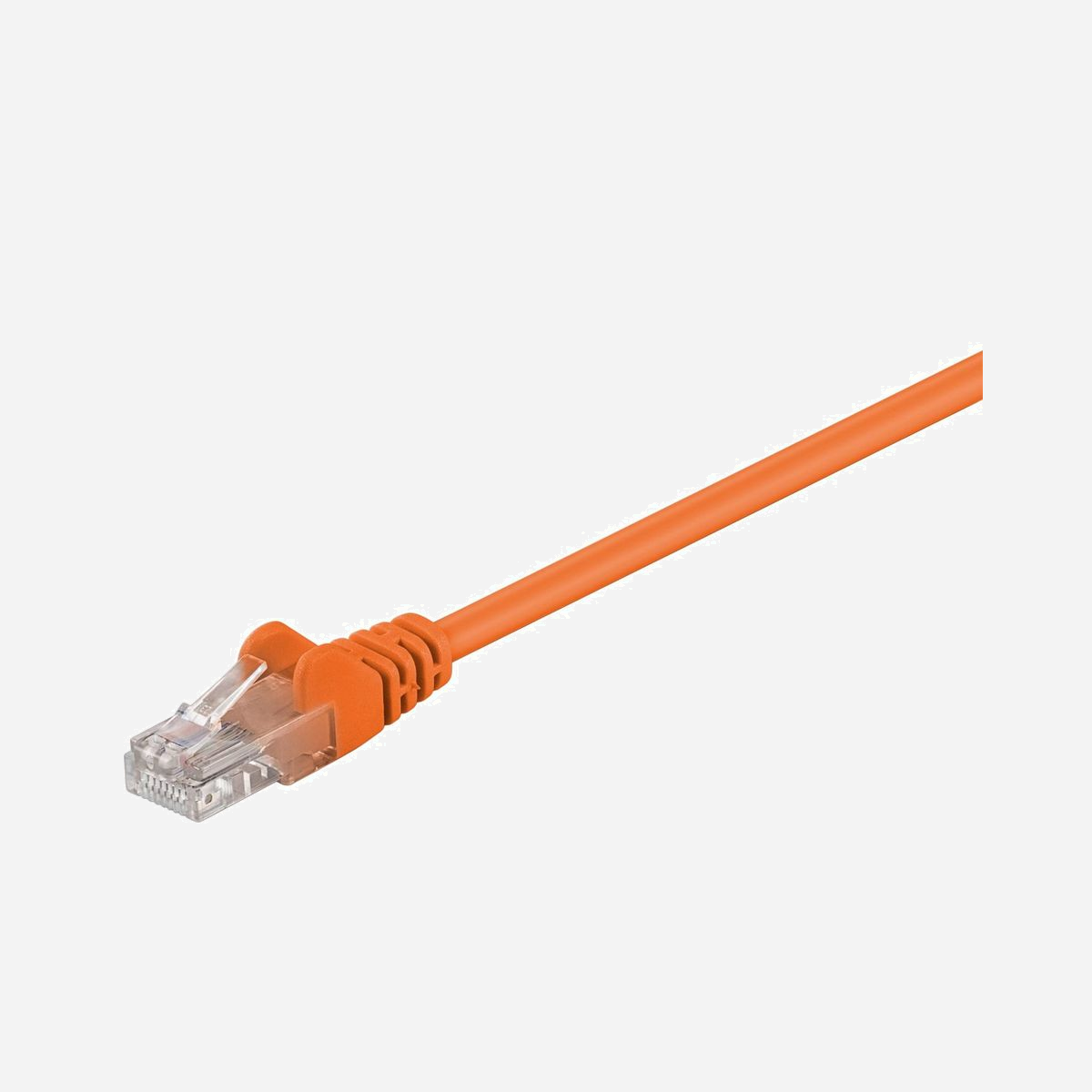 Câble réseau Microconnect B-UTP5015O Cat5e U/UTP 1,5m orange rond 100MHz avec protection verrouillage - Le câble réseau Microconnect B-UTP5015O Cat5e représente une solution de connectivité fiable et pratique pour vos installations professionnelles et domestiques. Avec sa longueur de 1,5 mètre, il s'adapte parfaitement aux connexions courtes distances entre équipements réseau, postes de travail, commutateurs ou panneaux de brassage. Conçu selon la norme Cat5e, ce câble U/UTP garantit un taux de transfert jusqu'à 1000 Mbit/s avec une fréquence de 100 MHz, assurant des performances optimales pour vos applications réseau quotidiennes. Sa compatibilité descendante avec les équipements Cat5 existants facilite l'intégration dans votre infrastructure actuelle sans nécessiter de modifications majeures. L'atout majeur de ce câble réside dans sa protection de verrouillage renforcée. Cette caractéristique technique protège efficacement les connecteurs RJ-45 lors des installations dans des espaces restreints ou encombrés, réduisant considérablement les risques de détérioration et prolongeant la durée de vie du câble. Le système de protection contre les pliures et le soulagement de tension complètent cette robustesse. Sa couleur orange distinctive facilite l'identification et l'organisation de votre câblage réseau, un avantage appréciable dans les environnements comportant de multiples connexions. Le format rond en PVC et les conducteurs aluminium cuivré AWG 26 offrent un bon compromis entre flexibilité et résistance mécanique. Installation Plug and Play immédiate, ce câble Microconnect convient parfaitement aux petits bureaux, aux configurations domestiques et aux applications de divertissement nécessitant une connectivité réseau stable et performante.
