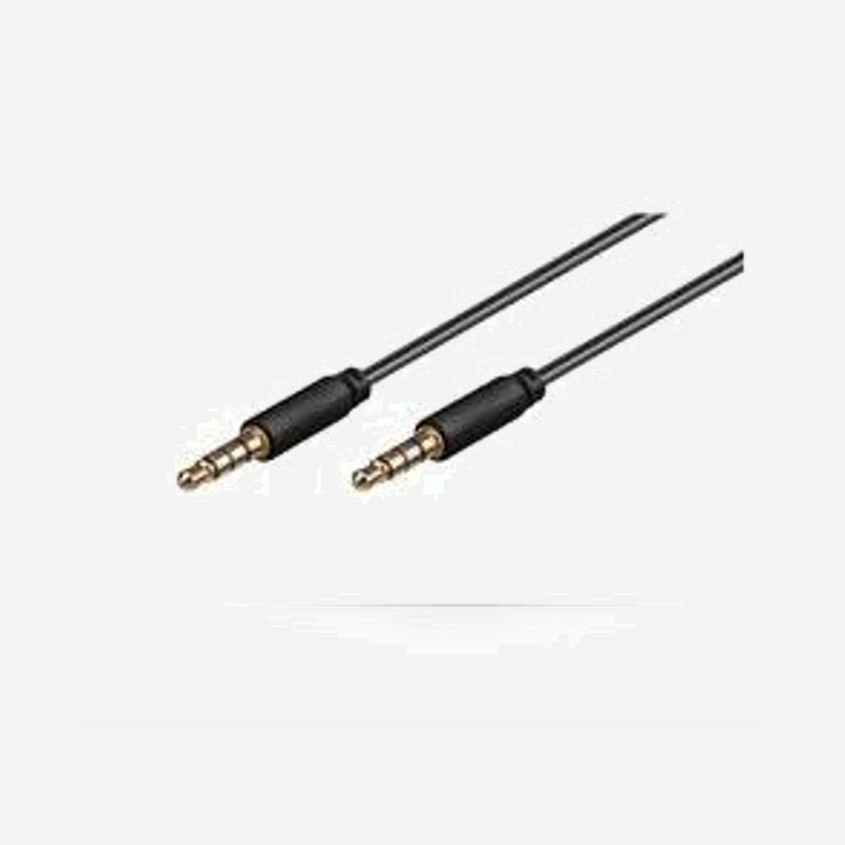 Câble audio Microconnect IPOD012 jack 3.5mm stéréo mâle/mâle 1m noir pour écouteurs et appareils AUX - Le câble audio Microconnect IPOD012 constitue une solution fiable pour connecter vos équipements audio professionnels et personnels. Avec ses deux connecteurs jack 3.5mm mâles stéréo, ce câble de 1 mètre permet de relier facilement vos écouteurs, casques avec microphone, smartphones, tablettes, ordinateurs portables ou systèmes audio équipés d'une prise AUX. Sa longueur d'un mètre offre un compromis idéal entre liberté de mouvement et encombrement réduit, particulièrement adapté aux environnements de travail, salles de réunion ou espaces de coworking. Le câble convient parfaitement pour connecter un ordinateur portable à des enceintes externes, relier un smartphone à un système audio de voiture, ou prolonger la portée d'un casque audio. La conception en jack 3.5mm stéréo garantit une compatibilité universelle avec la majorité des appareils du marché. Son format compact et son poids plume de seulement 8 grammes facilitent le transport et le rangement dans une sacoche professionnelle ou un sac à dos. La finition noire sobre s'intègre discrètement dans tout environnement professionnel. Microconnect, fabricant reconnu d'accessoires de connectivité, assure une qualité de fabrication adaptée à un usage quotidien en entreprise. Ce câble audio répond aux besoins des professionnels recherchant une connectique audio simple, efficace et compatible avec l'ensemble de leur parc d'équipements multimédia.