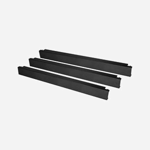 StarTech.com BLANKP10 - Pack de 10 Panneaux d'Obturation Rack 1U Noirs, Plastique, EIA RS310-D, 482mm Largeur, Installation sans Outils - Miniature 3