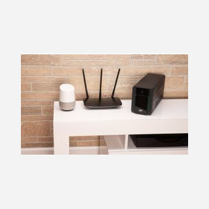 APC BackUPS BX2200MI-FR : Onduleur Line-Interactive 2200VA/1200W, 230V, Prises Françaises, AVR, USB, Batterie Plomb-Acide, Autonomie 1-8.5 min, RoHS - Miniature 3