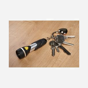 Varta Lampe Porte-Clés LED Aluminium/Noir - 12 lm - LED Unique - AAA - Autonomie 6.5h - 94mm - Résistante aux chocs - Faisceau 22m - Miniature 3