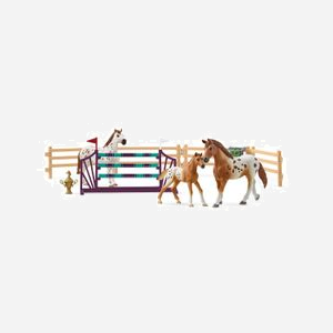 schleich HORSE CLUB 42433 Entraînement au Concours Lisa, Ensemble de jeu avec 3 Figurines, Accessoires, 5-12 ans, Multicolore, Dimensions 245x52x190 mm - Miniature 5