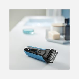 Braun Series 3 ProSkin 3045s Rasoir Électrique à Grille Noir/Bleu, 3 Éléments de Rasage, Wet&Dry, Tondeuse Précision, Batterie NiMH 45min, Charge Rapide 5min - Miniature 4