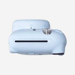 Fujifilm Instax Mini 12 Bleu : Appareil photo instantané 86x54mm, focale 60mm (equiv. 35mm), flash 0.3-2.2m, ISO 5-14.5, alimentation 2xAA. - Miniature 4