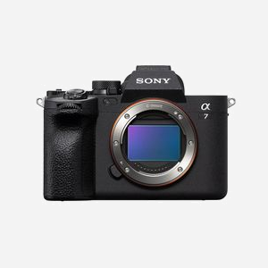 Sony α7 IV Boîtier MILC 33MP Exmor R CMOS, Vidéo 4K 60p, ISO 51200, AF Hybride Rapide 759 points, Stabilisation 5.5 stops, Wi-Fi, Bluetooth