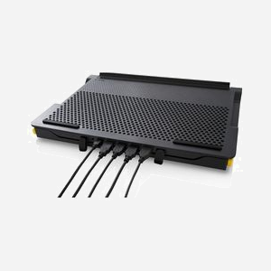 Targus AWE81EU : Support ventilé pour ordinateur portable avec hub USB 2.0 4 ports, Dimensions 355x260x25mm, compatible jusqu'à 15", Noir, 900g - Miniature 2