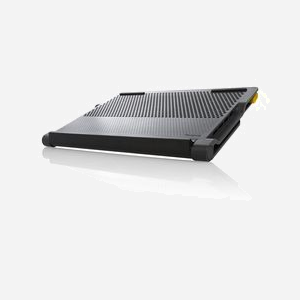 Targus AWE81EU : Support ventilé pour ordinateur portable avec hub USB 2.0 4 ports, Dimensions 355x260x25mm, compatible jusqu'à 15", Noir, 900g - Miniature 4