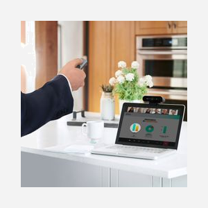 Logitech Présentateur 910-004861 Gris : Bluetooth/RF 2.4GHz, portée 30m, batterie LiPo 85mAh (autonomie 3 mois), accéléromètre/gyroscope, Windows/macOS/Linux - Miniature 2