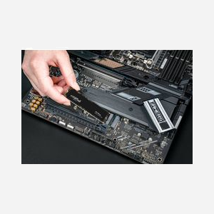Crucial P3 Plus 1 To SSD M.2 PCIe 4.0 NVMe 3D NAND Lecture 5000 Mo/s Écriture 3600 Mo/s TBW 220 Compatible PC/Portable - Miniature 4