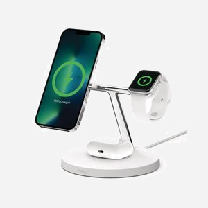 Belkin WIZ017vfWH Station de Charge 3-en-1 MagSafe 15W Secteur Blanc pour iPhone 12/13, Apple Watch (Series 2 à 7) et AirPods, avec Indicateur LED - Miniature 1
