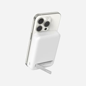 Belkin BoostCharge Pro BPD008BTWH Chargeur sans Fil 15W Blanc, Compatible MagSafe, USB Type-C, pour iPhone 12 à 15 Pro Max