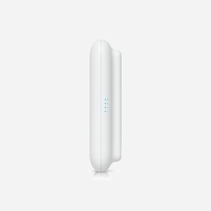 Ubiquiti UK-ULTRA Swiss Army Knife Ultra : Point d'accès 866.7 Mbit/s, 2.4/5 GHz, 1xGbE PoE, 6dBi, WPA2, IPX6, Montage mural/plafond - Miniature 4