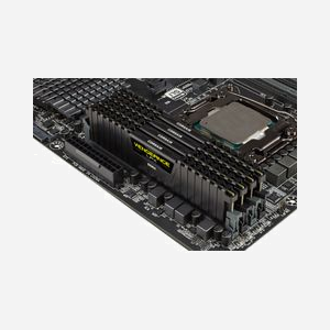 Module de Mémoire Corsair 8GB DDR4-2400 DIMM 288-Pin, 1x8GB, Fréquence 2400MHz, Latence CAS 14, Tension 1.2V, avec Radiateur - Miniature 4