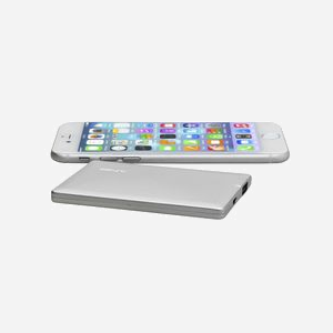 PNY PowerPack ALU 2500mAh Argent - Batterie Externe LiPo 2500 mAh, 1 Port USB-A 5V/1A, Entrée Micro-USB 5V/1A, 93x60x7mm, Mobile/Tablette/MP3 - Miniature 3