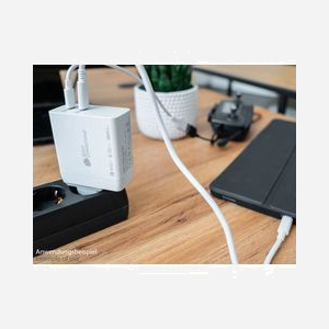 Alcasa PCA-W006W Chargeur Secteur Universel 140W, 2x USB Type-C, Quick Charge 5, PPS, GaN, 100-240V, Protections multiples, Blanc, Câble USB-C inclus - Miniature 4