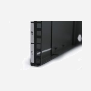 Digitus DN-19-PB-8U-SW Support Mural 19" 4U, Profondeur Ajustable 225-399mm, Charge 15kg, Noir, Panneaux Latéraux, Découpes Câblage - Miniature 3