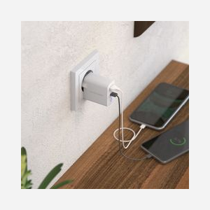 RealPower PC-20 Chargeur Secteur USB-A 3.2 Gen 1 + USB-C 20W Quick Charge pour Smartphone/Tablette, Protections Surtension/Surchauffe/Court-circuit, Blanc - Miniature 4