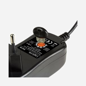 LogiLink PA0198 Chargeur Secteur Universel 24W, 1 Port USB 2.0, 3-12V/2A, Câble 1.45m, Noir, Dimensions 50x85x41mm, Entrée 100-240V - Miniature 4