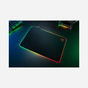 Tapis de souris Razer Firefly V2 Gaming Noir 355x255x3mm, Surface Micro-Texturée, Rétroéclairage Razer Chroma™ RGB, 19 Zones LED, Base Antidérapante - Miniature 3