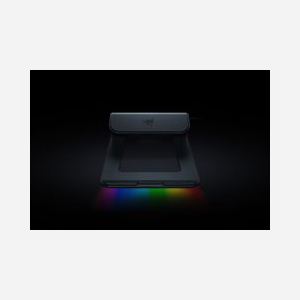 Razer Chroma V2 - Hub USB-C 3.2 Gen 1 - 2x USB-A 3.2 Gen 1, 2x USB-C 3.2 Gen 1, HDMI 2.0 - 5K Ultra HD - Alimentation 80W - Rétroéclairage Chroma Multi - Noir