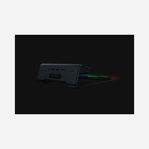 Razer Chroma V2 - Hub USB-C 3.2 Gen 1 - 2x USB-A 3.2 Gen 1, 2x USB-C 3.2 Gen 1, HDMI 2.0 - 5K Ultra HD - Alimentation 80W - Rétroéclairage Chroma Multi - Noir - Miniature 2