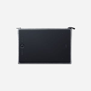 Wacom ACK52702 Étui Gris pour Intuos Pro L (PTH-860), Cintiq Pro 16 (DTH-1620), MobileStudio Pro 16 (DTH-W1620), Cintiq 16 - Coton/Cuir/Polyester, 455x355x15.2mm, 340g - Miniature 4