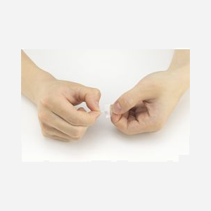 Kensington Kit de Remplacement Accessoires pour Filtre de Confidentialité Amovible 2-Directions, jusqu'à 34", incluant Languettes, Adhésifs, Chiffon, Ref K58414WW - Miniature 2