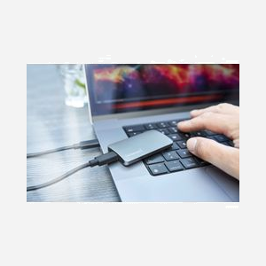 Intenso TX800 SSD Externe 500 Go USB Type-C USB 3.2 Gen 2x2 2.1 Gbit/s Boîtier Aluminium Anthracite 72x40x9 mm (Réf: 3828450) - Miniature 5