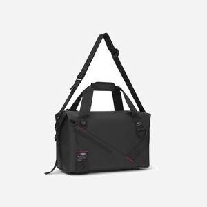 ASUS ROG SLASH Duffle Bag 26.5L Noir : Polyester, PU, TPU - 450x200x270mm, Résistant à l'eau, Bandoulière & Poignée, Poches zippées - Miniature 4