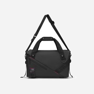 ASUS ROG SLASH Duffle Bag 26.5L Noir : Polyester, PU, TPU - 450x200x270mm, Résistant à l'eau, Bandoulière & Poignée, Poches zippées - Miniature 5