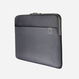 Tucano BFTMB13-BK Housse Néoprène 13" pour MacBook Pro Retina avec Système Anti-Slip, Poche Avant, Noir, Dimensions 320x270x20mm, Poids 231g