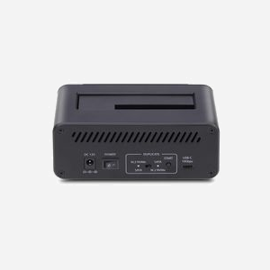 StarTech.com Duplicateur SSD/HDD SATA vers M.2 NVMe USB 3.2 Gen 2 - Clonage Autonome Bidirectionnel - SATA III 6Gbps - Support 2.5/3.5" - TAA - Miniature 4