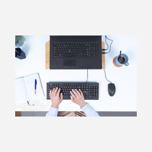 Clavier Trust Primo filaire USB taille réelle avec souris incluse disposition QWERTZ allemand noir pour bureau - Miniature 4
