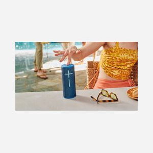 Enceinte portable Ultimate Ears BOOM 4 Bluetooth A2DP 85dB portée 45m radiateur passif 46x65mm bleue cylindrique